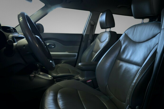 kia-soul-elektrisitet-2017-big-8