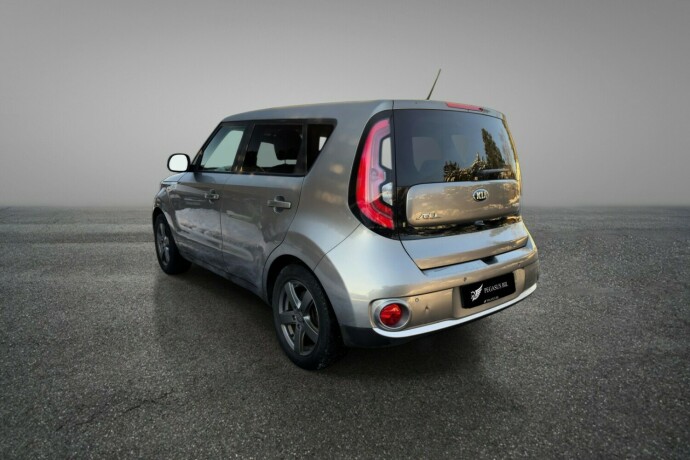 kia-soul-elektrisitet-2017-big-6