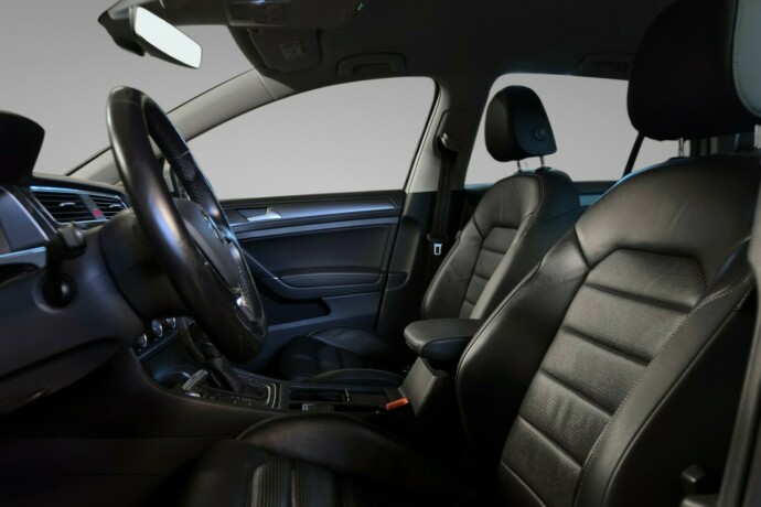 volkswagen-golf-elektrisitet-2020-big-9