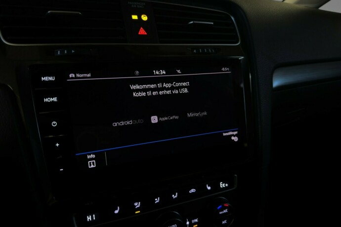 volkswagen-golf-elektrisitet-2020-big-16