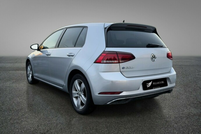 volkswagen-golf-elektrisitet-2020-big-6