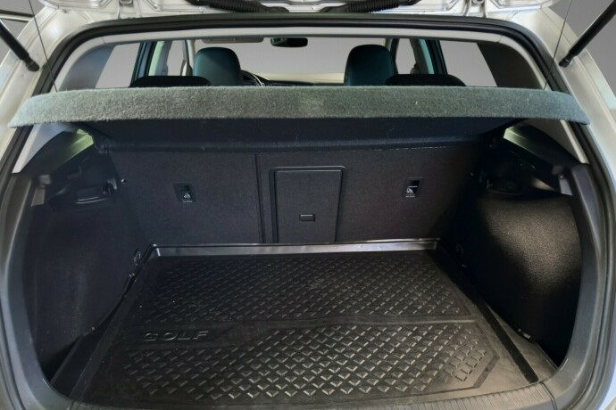 volkswagen-golf-elektrisitet-2020-big-8