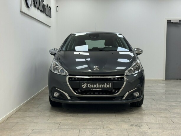 peugeot-208-bensin-2016-big-1