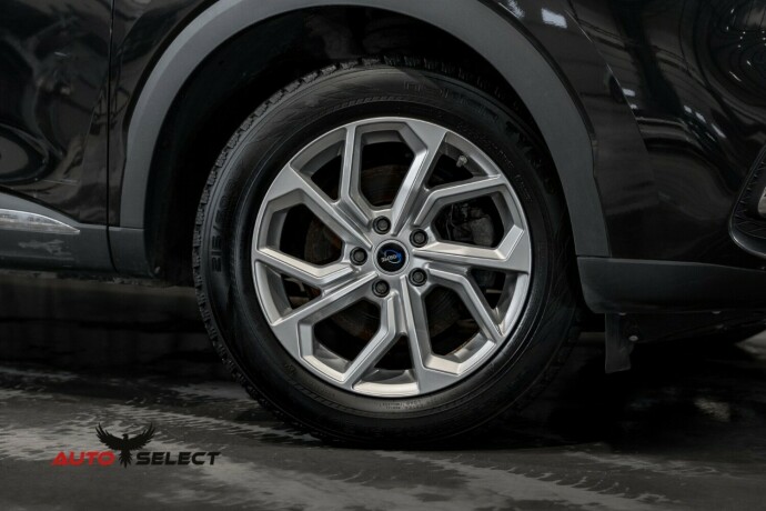 mg-ehs-plug-in-petrol-2021-big-2