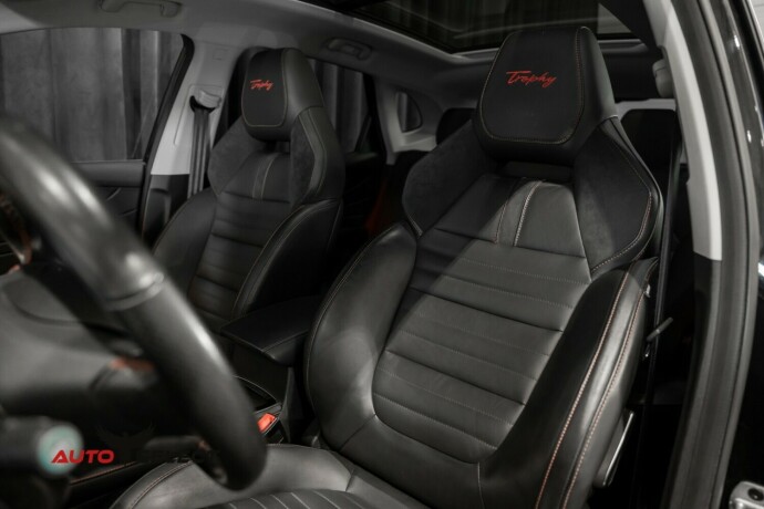 mg-ehs-plug-in-petrol-2021-big-25