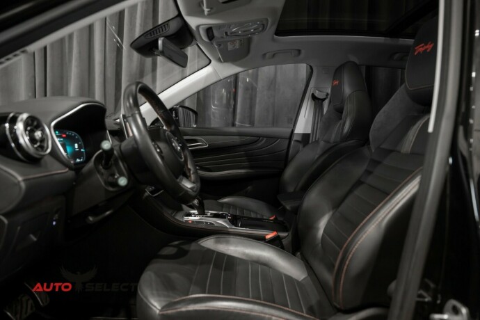 mg-ehs-plug-in-petrol-2021-big-23