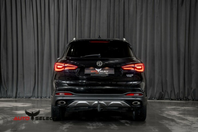 mg-ehs-plug-in-petrol-2021-big-8