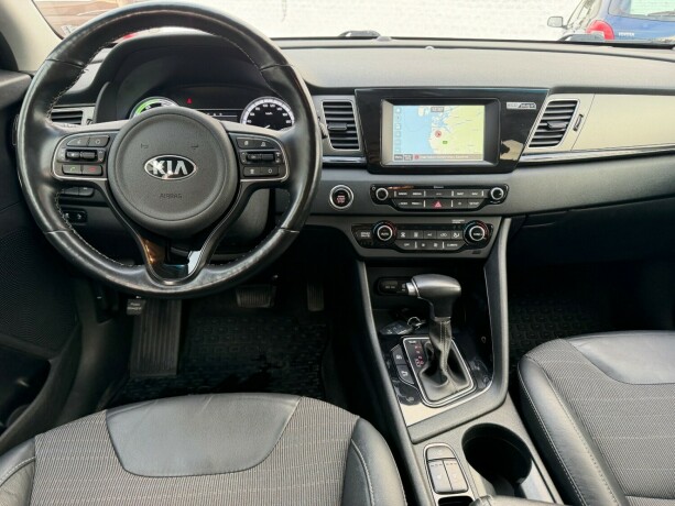 kia-niro-elektrisitetbensin-2019-big-7