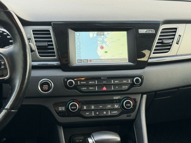 kia-niro-elektrisitetbensin-2019-big-8