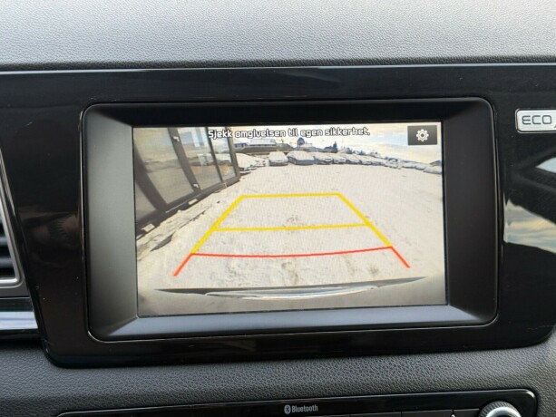 kia-niro-elektrisitetbensin-2019-big-18