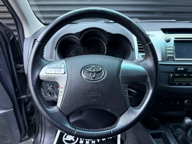 toyota-hilux-diesel-2014-big-16