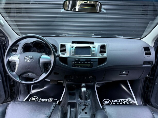 toyota-hilux-diesel-2014-big-12