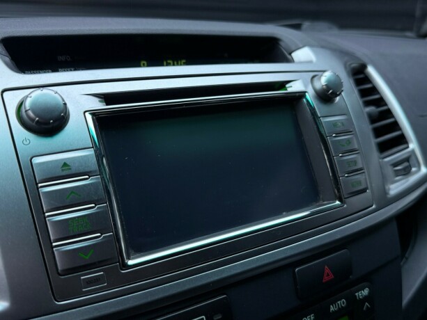 toyota-hilux-diesel-2014-big-21