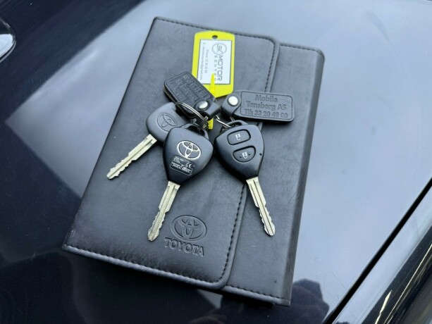 toyota-hilux-diesel-2014-big-32