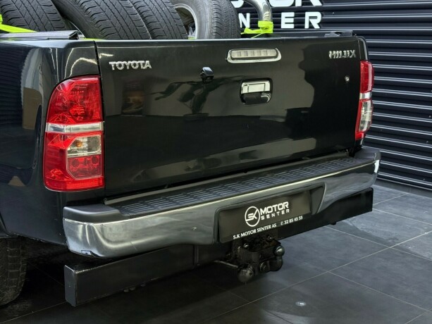 toyota-hilux-diesel-2014-big-5