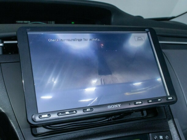 toyota-prius-bensin-2010-big-38