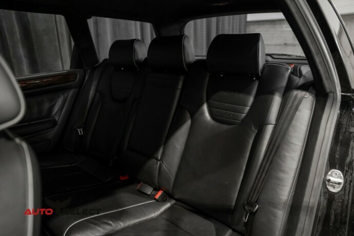 audi-s6-bensin-2000-big-19