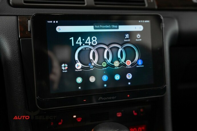 audi-s6-bensin-2000-big-35