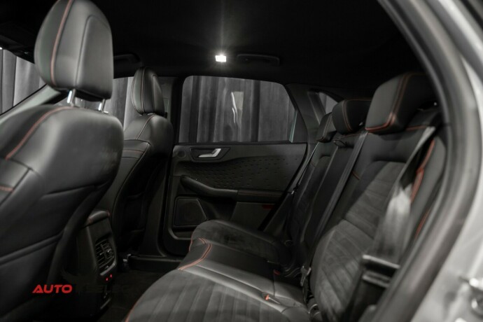 ford-kuga-elektrisitetbensin-2020-big-16