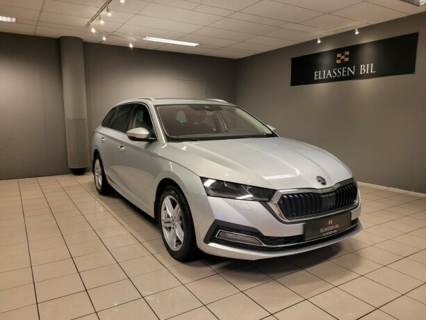 skoda-octavia-elektrisitetbensin-2021-big-9