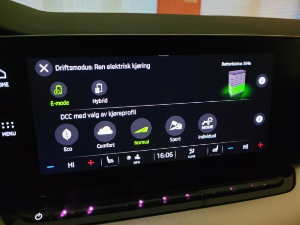 skoda-octavia-elektrisitetbensin-2021-big-30