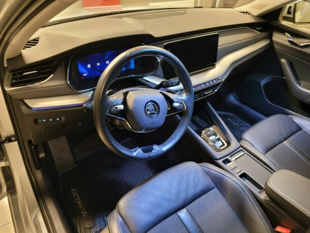skoda-octavia-elektrisitetbensin-2021-big-20