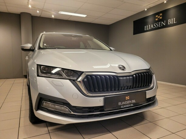 skoda-octavia-elektrisitetbensin-2021-big-8