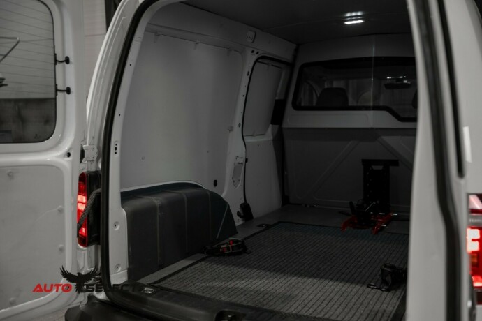 volkswagen-caddy-maxi-diesel-2020-big-11