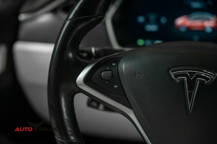 tesla-model-x-elektrisitet-2017-big-29