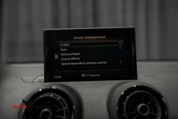 audi-q2-diesel-2017-big-43