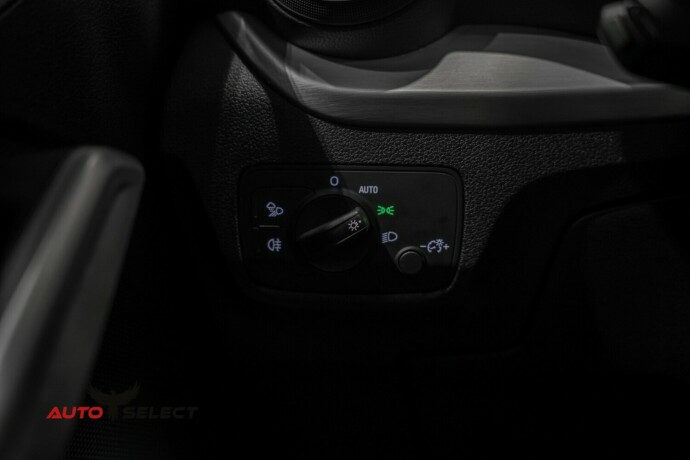 audi-q2-diesel-2017-big-28