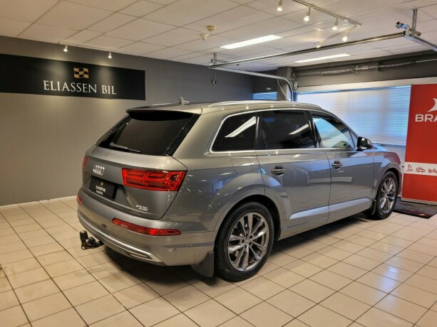 audi-q7-plug-in-diesel-2018-big-4