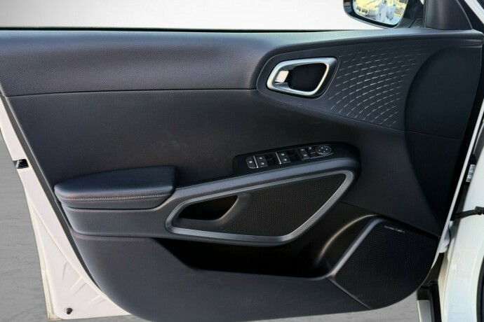 kia-soul-elektrisitet-2020-big-22