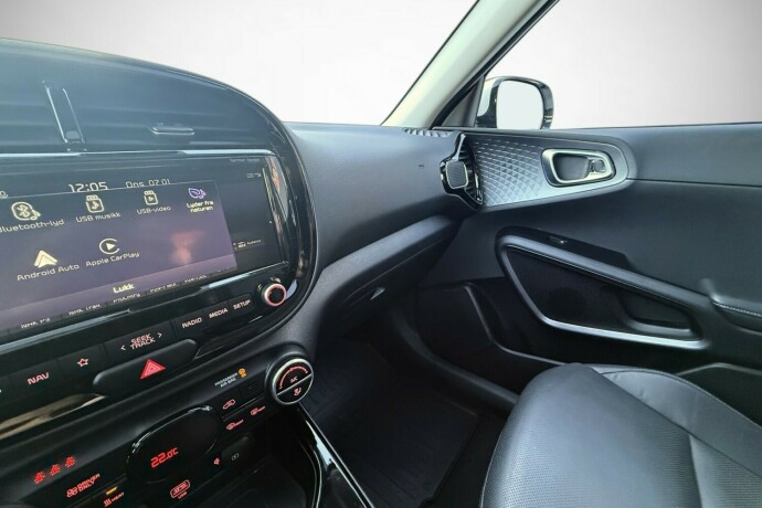 kia-soul-elektrisitet-2020-big-36