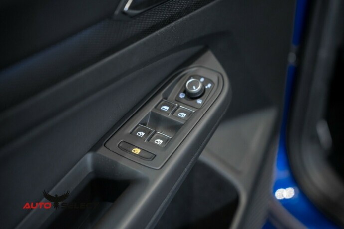 volkswagen-golf-bensin-2021-big-23