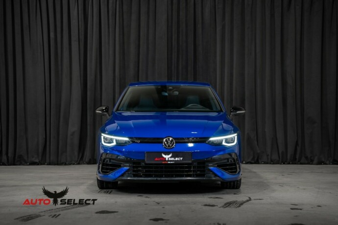 volkswagen-golf-bensin-2021-big-4