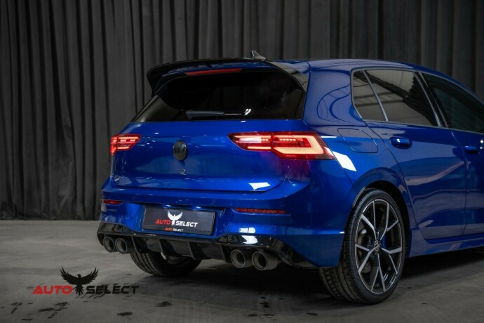 volkswagen-golf-bensin-2021-big-12