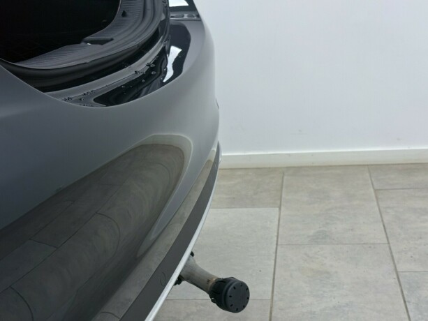mercedes-benz-c180-bensin-2018-big-30