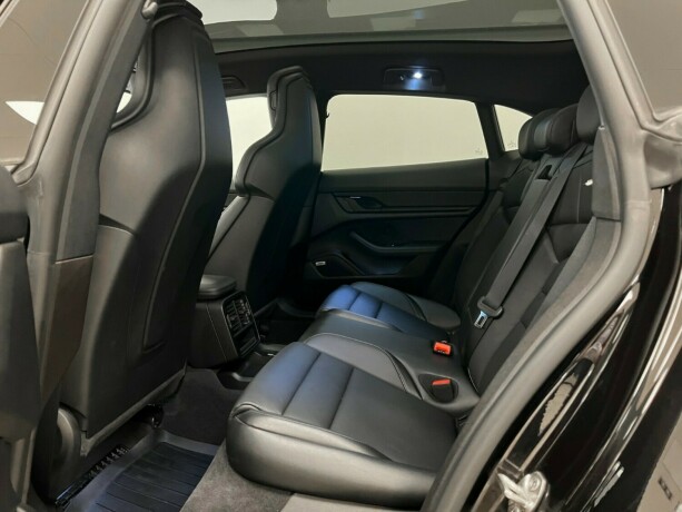 porsche-taycan-cross-turismo-elektrisitet-2022-big-31