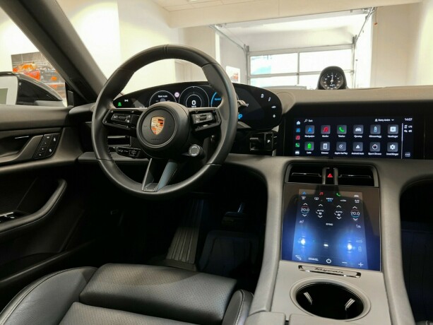 porsche-taycan-cross-turismo-elektrisitet-2022-big-11