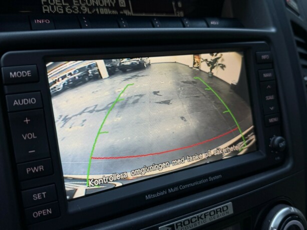 mitsubishi-pajero-diesel-2007-big-19