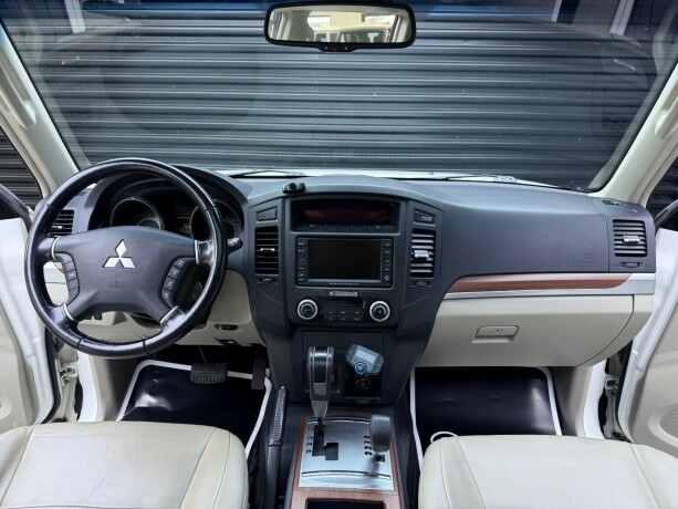 mitsubishi-pajero-diesel-2007-big-9