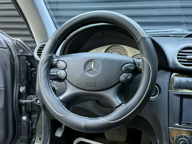 mercedes-benz-clk-bensin-2006-big-10