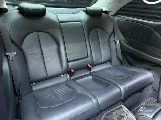 mercedes-benz-clk-bensin-2006-big-21