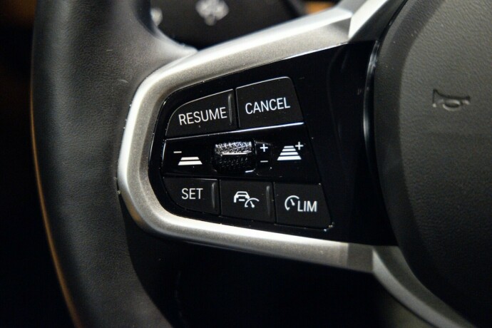 bmw-i4-m50-elektrisitet-2025-big-17