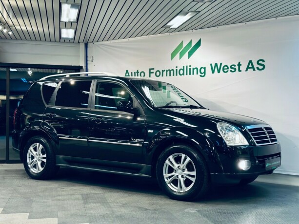 ssangyong-rexton-diesel-2011-big-9