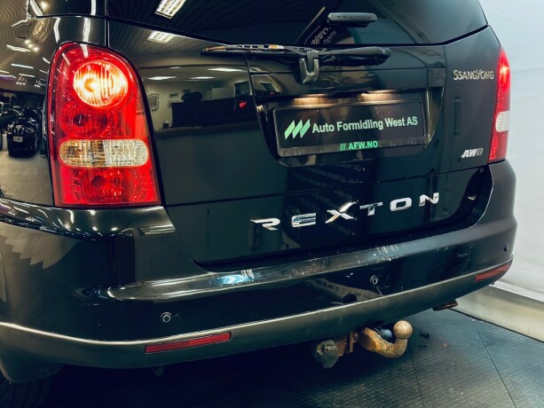 ssangyong-rexton-diesel-2011-big-6