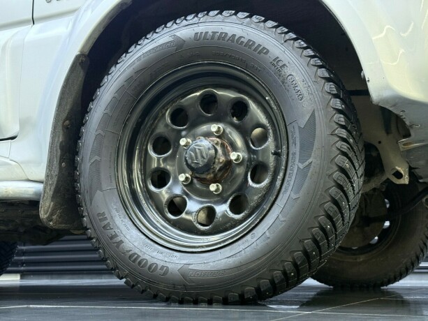 suzuki-jimny-bensin-2006-big-7