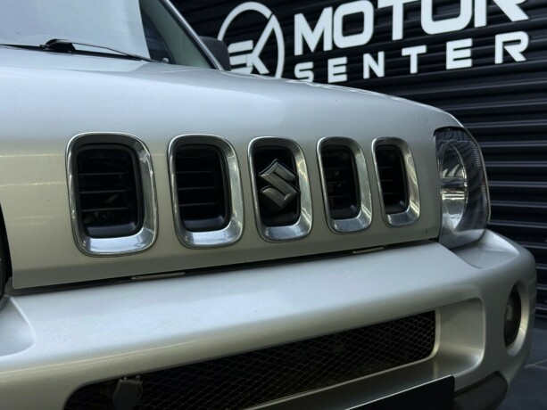 suzuki-jimny-bensin-2006-big-4