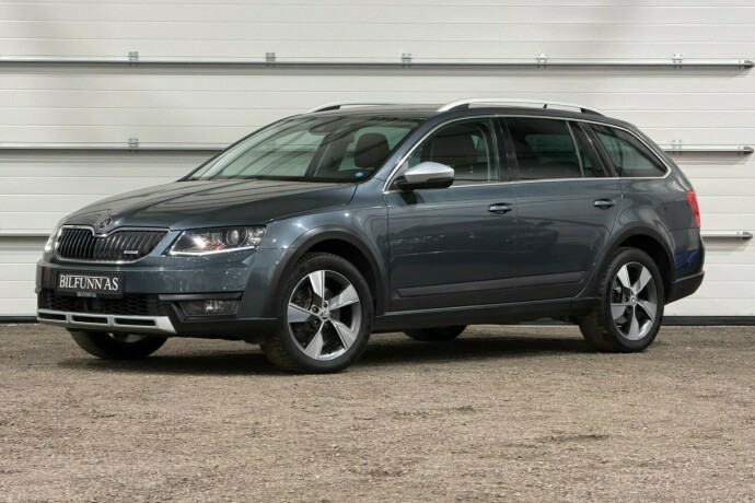 skoda-octavia-scout-bensin-2015-big-6